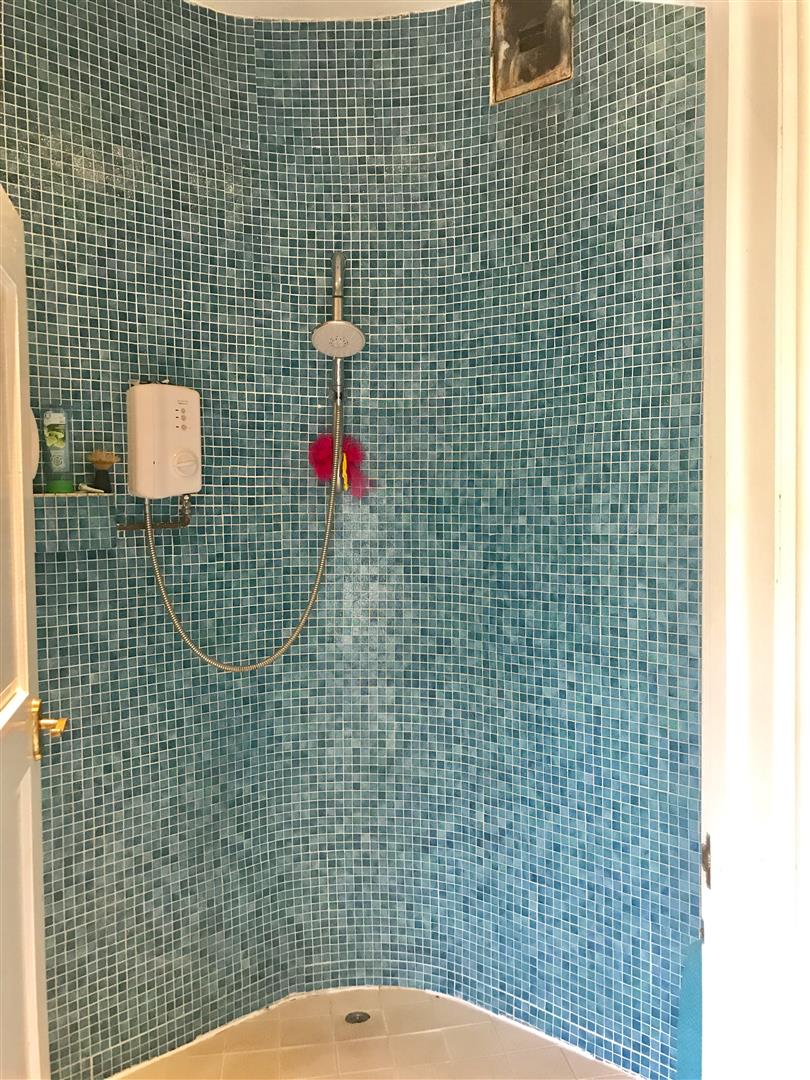 WET ROOM